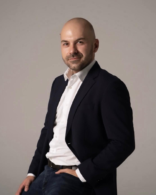 Stojan Mišić, diplomirani defektolog i geštalt psihoterapeut